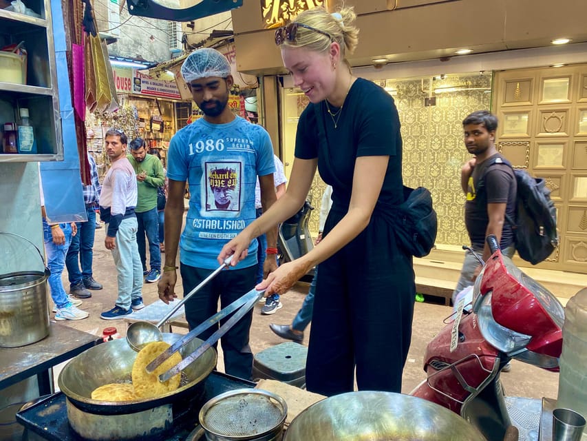 Delhi: Old Delhi's Street Food, Temples & Spice Market Tour - Jain temple stop: history and meaning you can actually remember