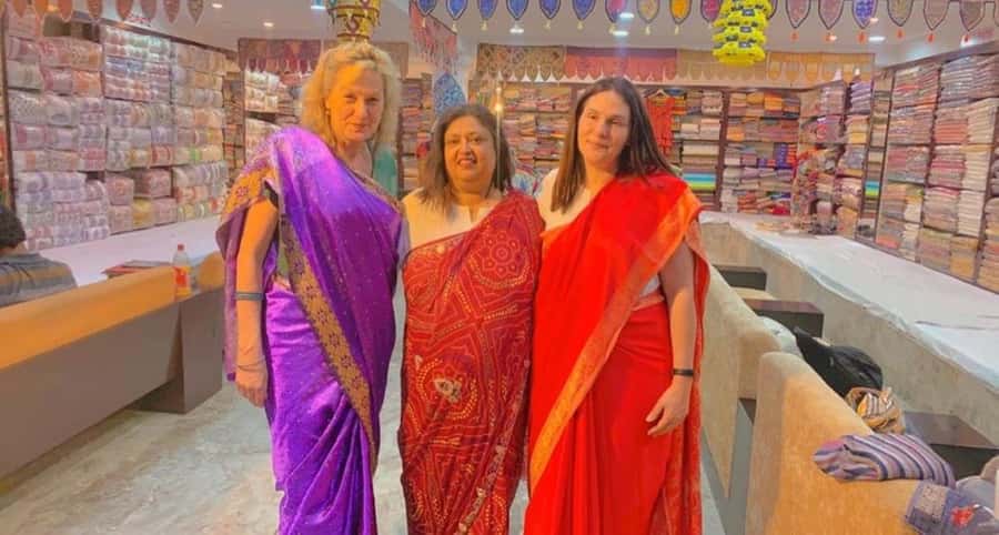 Delhi: Private Shopping Tour with Guide and Transfer - How the half-day pace works (and when to do all three markets)