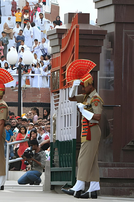 From Amritsar: Wagah Border Day Trip - Wagah border at night: the beating retreat ceremony, explained