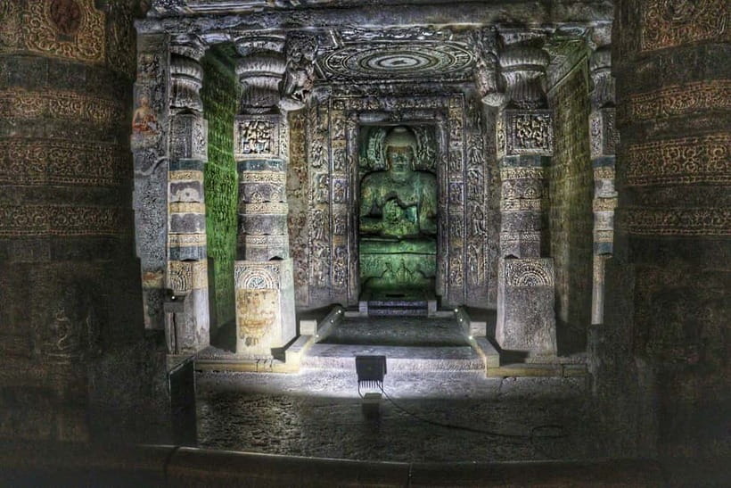 From Aurangabad: 2-Day Ajanta and Ellora Caves Private Tour - Ellora Caves: the religion shift you feel in the carvings