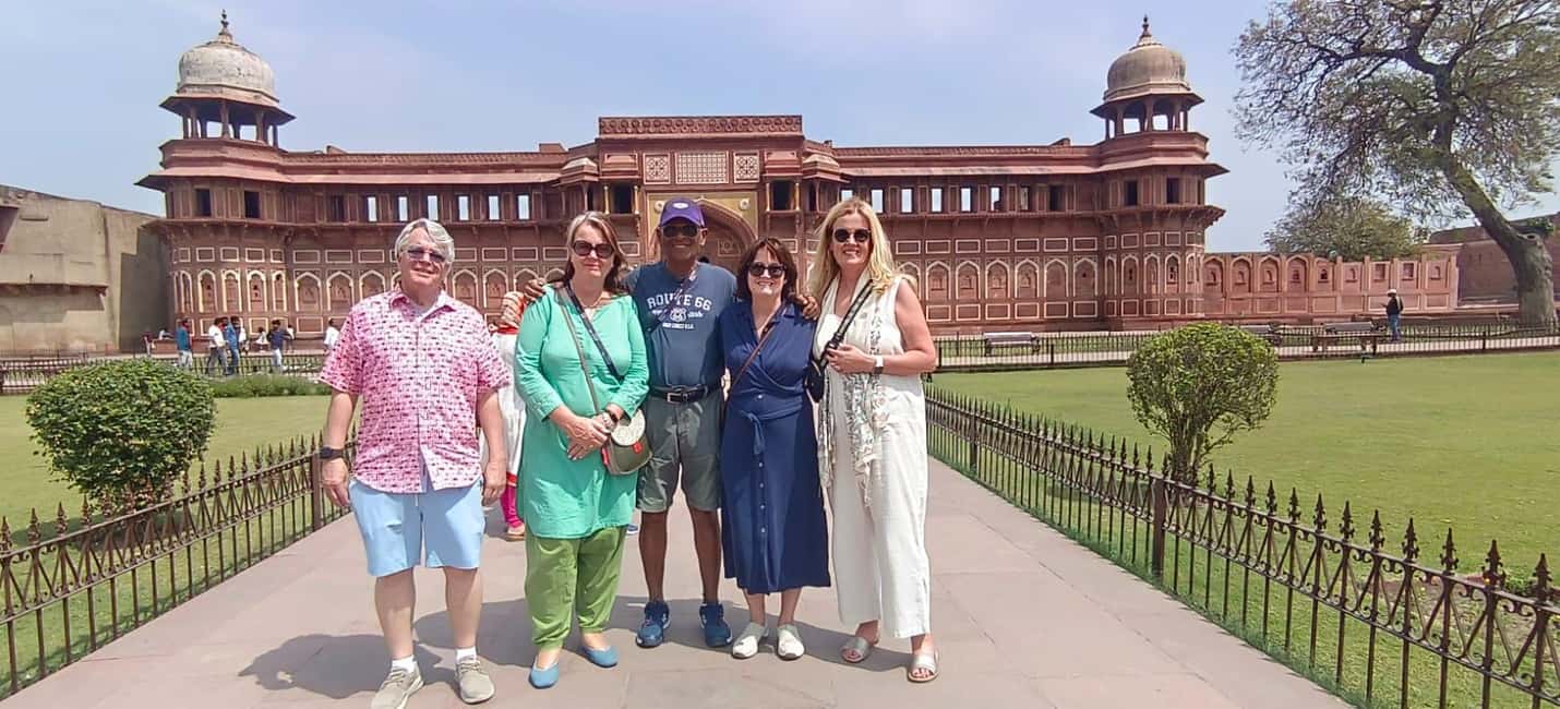 From Delhi: 2-Days Agra Jaipur Private Tour - Taj Mahal with a live guide: marble details and the love story