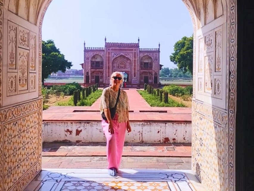 From Delhi: Same Day Taj Mahal, Agra Day Tour By Car - Agra Fort: more than a second stop