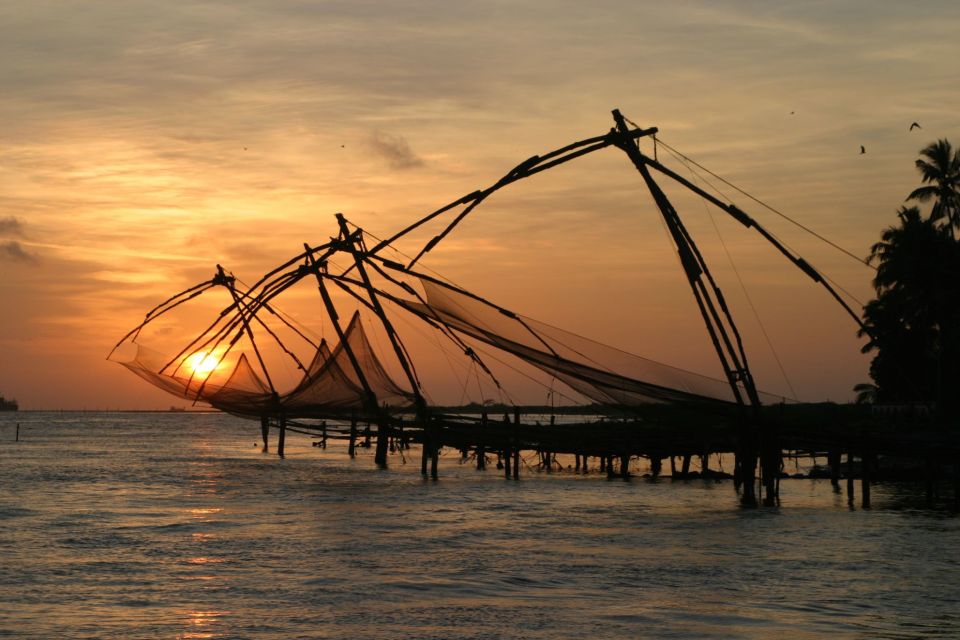 Highlights of Cochin: Group Tour from Cochin Port - Jew Town Spice Trade: Ginger, Cardamom, Turmeric, and Time to Browse