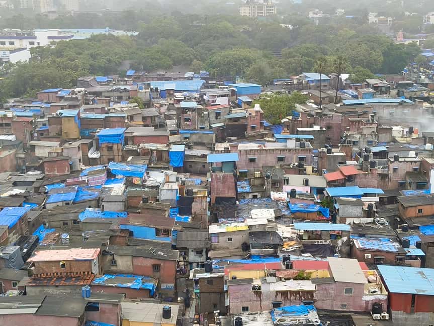 "Mumbai Dharavi Slum Tour" - Residential Dharavi and the largest sewer in Mumbai