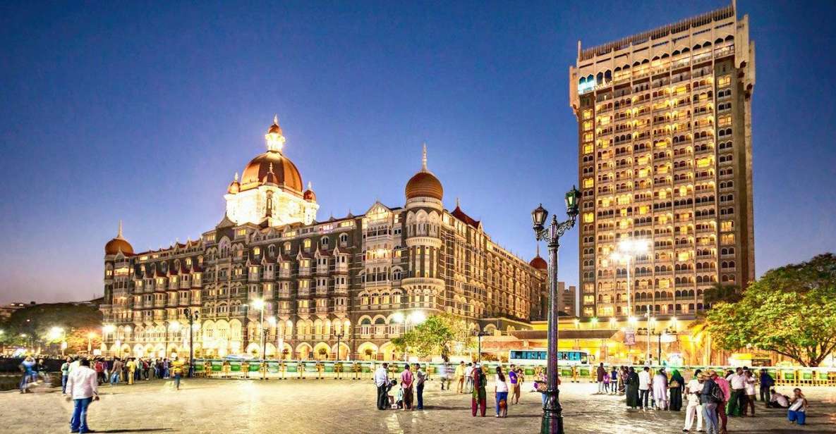 Mumbai: Full-Day Sightseeing Tour of Mumbai - Banganga Tank and the Hanging Gardens: a calm hill break